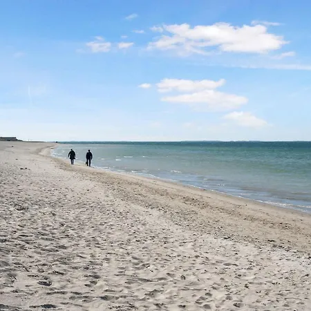 Summer House Near The Waters Edge * Karrebæksminde