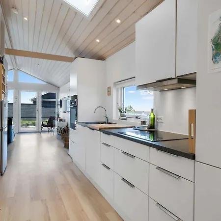 Prázdninový dům Summer House Near The Waters Edge