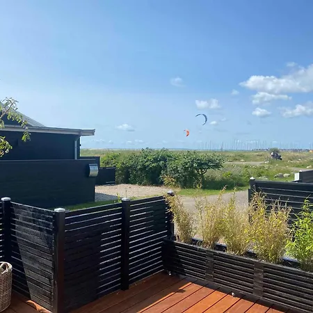 Summer House Near The Waters Edge * Karrebæksminde