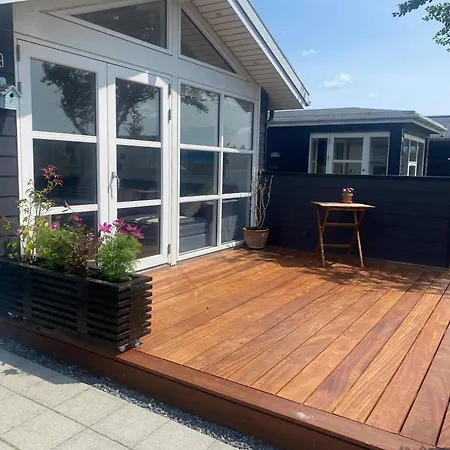 Summer House Near The Waters Edge Karrebæksminde