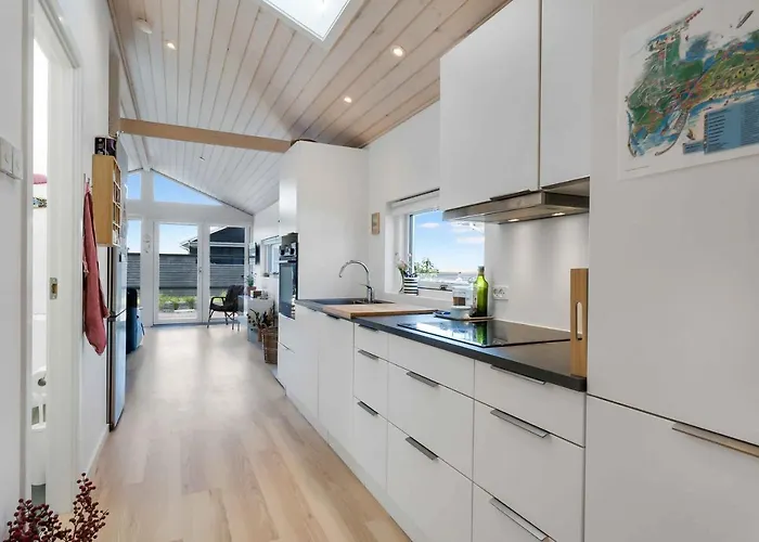 Σπίτι διακοπών Summer House Near The Waters Edge